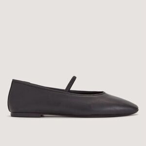 Everlane Black Leather Flats